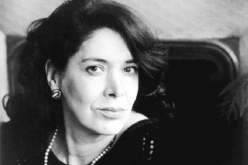 وفاة الكاتبة الجزائرية اسيا جبار