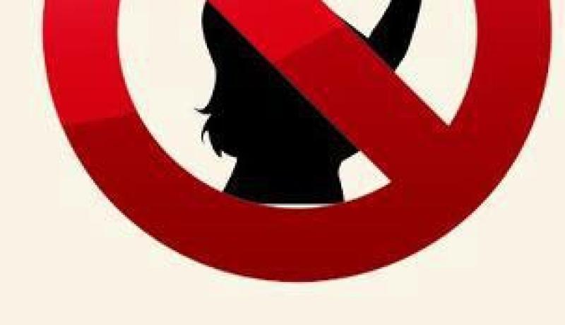 حملة جديدة لمنع إليسا من الغناء في الجزائر