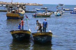 الاحتلال الإسرائيلي يتراجع عن زيادة مساحة الصيد قبالة سواحل غزة
