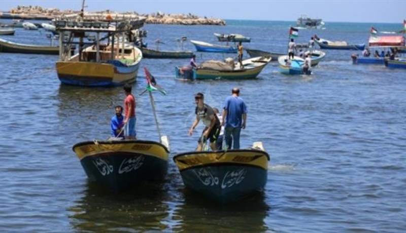 الاحتلال الإسرائيلي يتراجع عن زيادة مساحة الصيد قبالة سواحل غزة
