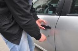 وضع حد بوهران لعصابة مختصة في سرقة المركبات باستعمال ذاكرة إلكترونية