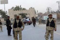 مسلحون يقتلون 19 شخصا كانوا يستقلون حافلتين في باكستان