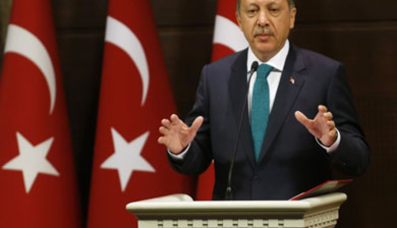 أردوغان يعلن تغيير 10 وزراء في حكومته