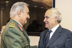 المبعوث الأممي إلى ليبيا يجتمع مع حفتر