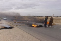 سكان بلدية عين سلطان بسوق أهراس يغلقون مقر البلدية ويطالبون بتنحية “المير”