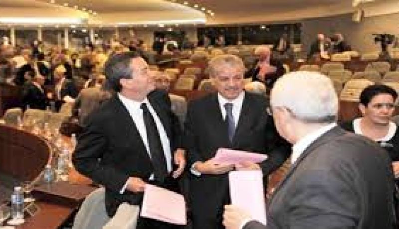 السيرة الذاتية لحاجي بابا عمي وزير منتدب لدى وزير المالية مكلف بالميزانية و الاستشراف