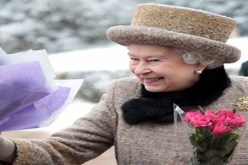 ملكة بريطانيا تحتفل بعيدها الستين لتربعها على العرش