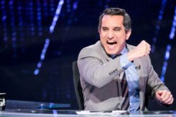 باسم يوسف يحصد جائزة ثاني أفضل مذيع في العالم