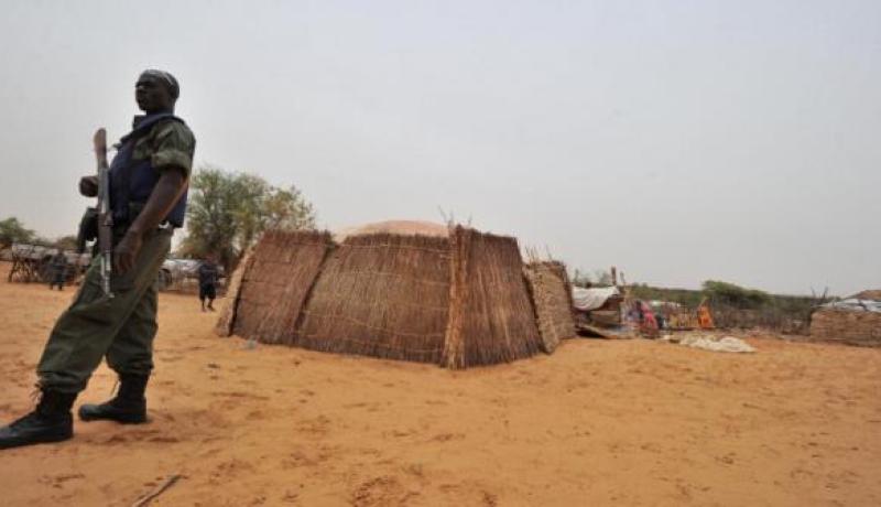 مجهولون يقصفون قاعدة للأمم المتحدة بمالي