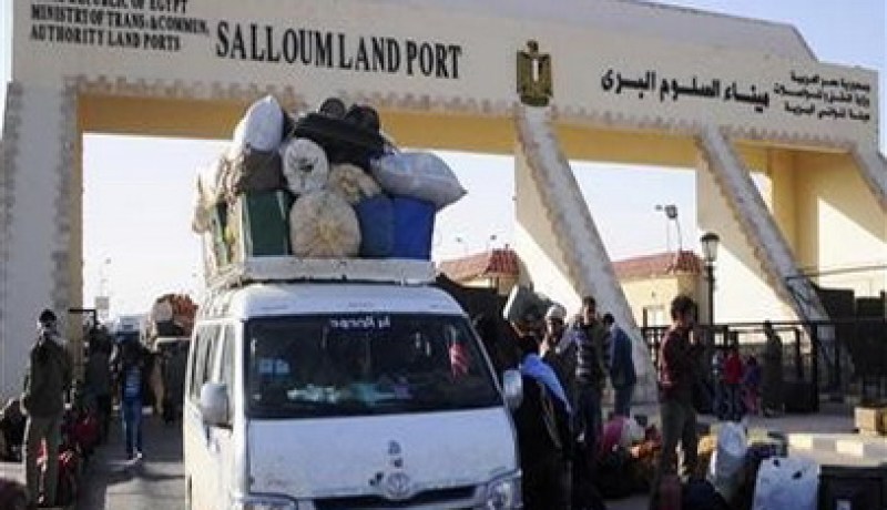 مسلحون بليبيا يغلقون المنفذ مع مصر