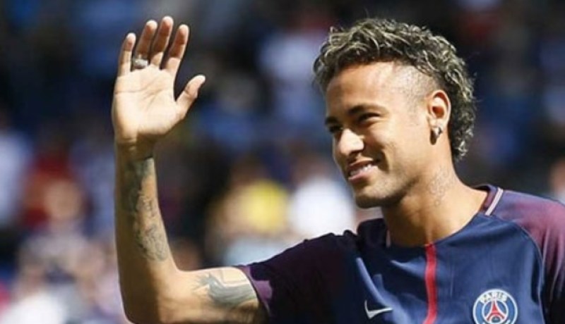 بالفيديو …. نيمار يسجل ويقود باريس للفوز في أول ظهور له