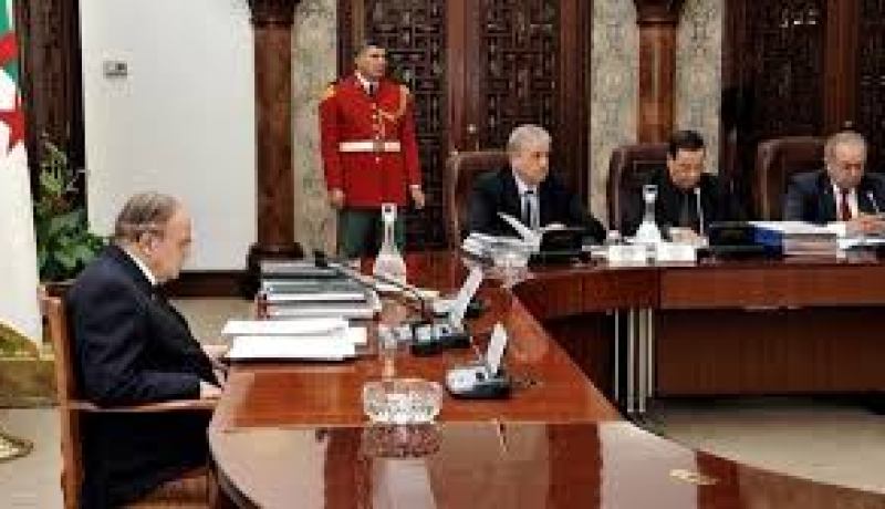 مجلس الوزراء يصادق على مشروع القانون المتعلق بالتأمينات الاجتماعية