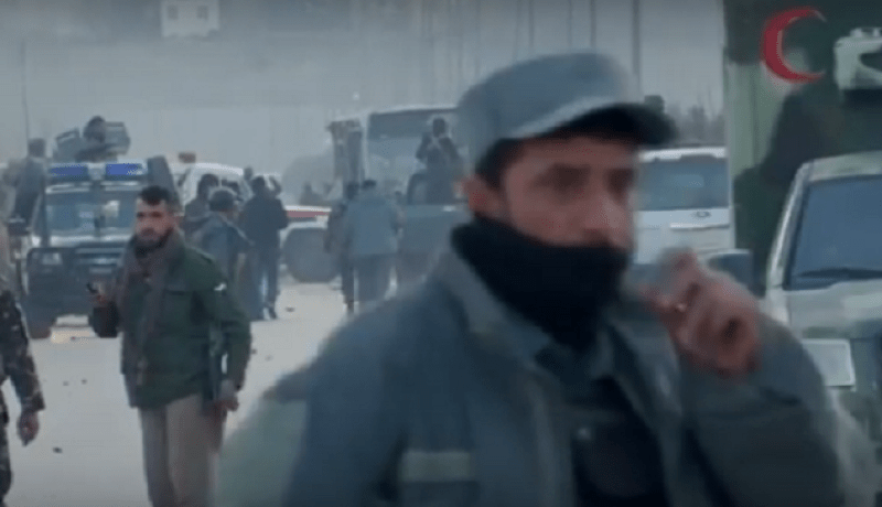 بالفيديو.. إصابة السفير الإماراتي وحاكم قندهار في تفجيرات أفغانستان