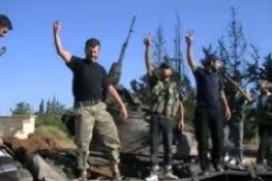 مقاتلو المعارضة السورية يقتحمون تجمعا للقوات النظامية قريبا من معسكر وادي الضيف