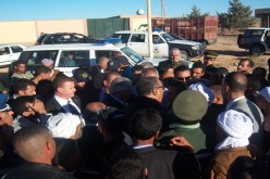 مواطنون يعترضون موكب المدير العام للجمارك ووالي تلمسان