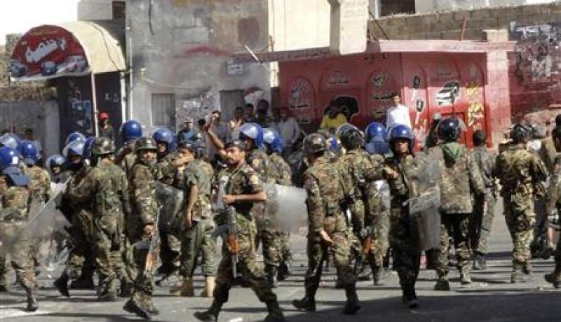 تظاهرات غاضبة في تعز بعد مقتل اربعة متظاهرين