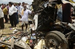 وفاة 24 طفلا إثر اصطدام شاحنة بحافلة مدرسية في الهند