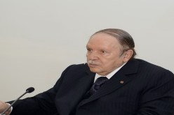 بوتفليقة يفرج على مشروع الدستور قبل 2016