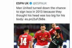 كاراغر ساخرا من اليونايتد :” رأس غاري نيفيل أضخم من إيسكو “