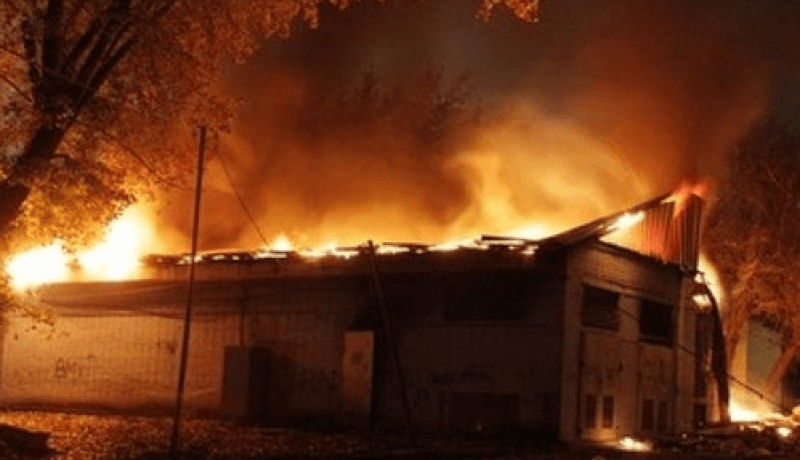 حريق يتسبب في نفوق أكثر من 4200 كتكوت بغليزان