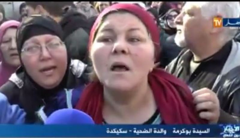 بالفيديو.. صراخ أم الضحية بوكرمة بسكيكدة.. لي قتلو وليدي لازم يموتوا