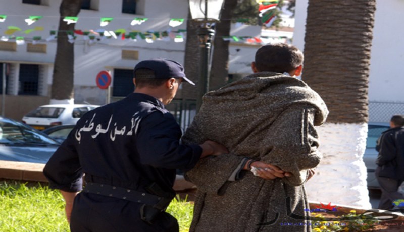 الإطاحة بـ5  ‬أفراد من عصابة متخصصة في‮ ‬ابتزاز رجال المــــــــال والأعمال بعنــــــــابة‮ ‬