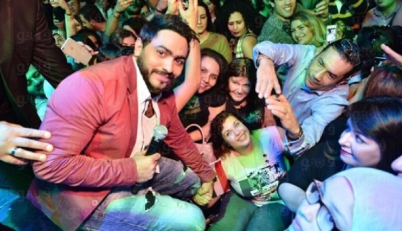 تامر حسني يشعل أمستردام وينشر صوره