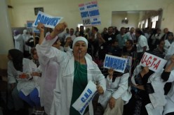 الجـزائر في إضـراب