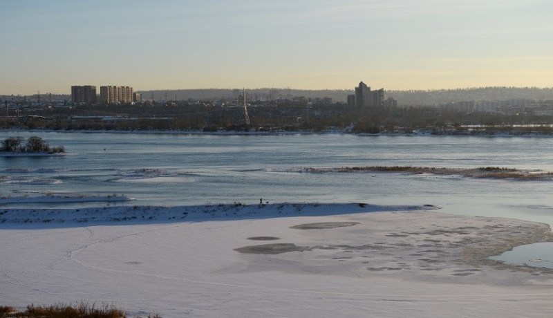 وفاة 3 أشخاص تجمداً في قاع خزان مياه شرق سيبيريا