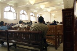 5 سنوات سجنا لمحافظ وعون شرطة عقب فرار محبوسين من محكمة القليعة