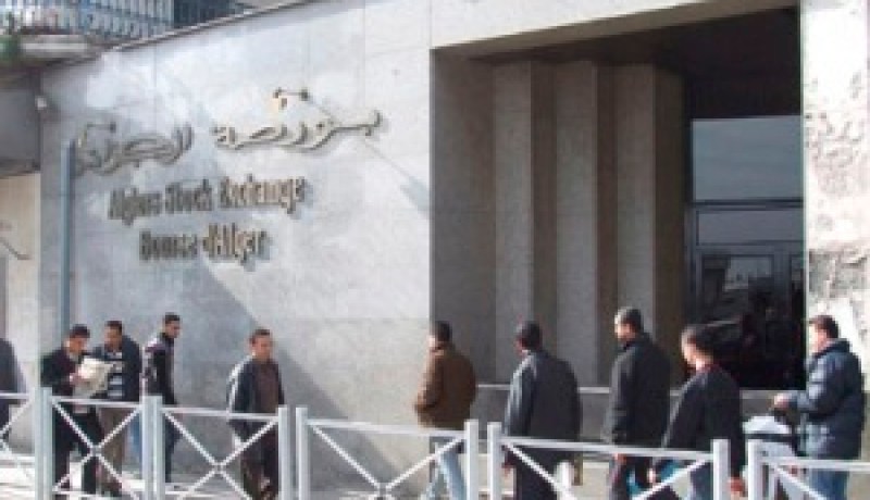 الجزائر خسرت 4000 مليار دينار بسبب الأزمة المالية