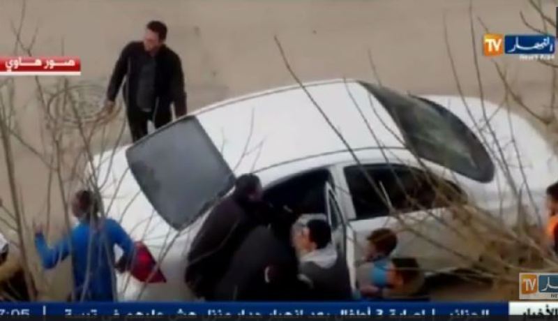 بالفيديو.. لحظات قبل مقتل شاب على يد صديقه في قسنطينة