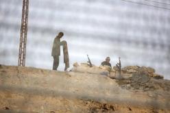 إسرائيل تطلب الإفراج عن معتقلها بمصر