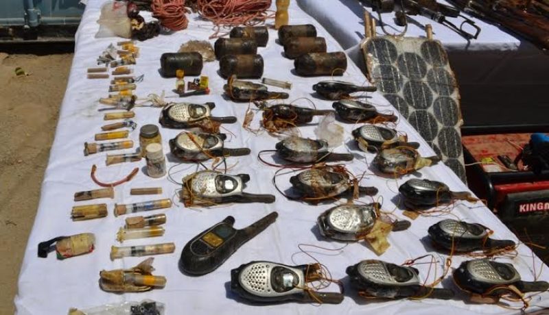 بالصور إكتشاف مخبأين للأسلحة والذخيرة بمنطقة فركيوة في البويرة