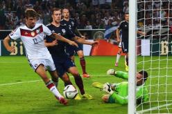 مولر يقود أبطال العالم لفوز أول بتصفيات أوروبا