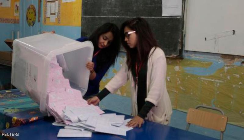 انتخابات رئاسة تونس الإقبال 64.6 بالمئة