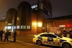 استعادة السيطرة على سجن في بريطانيا بعد أعمال شغب