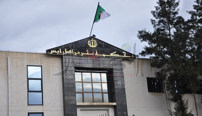 أنا خاطيني  لا أعرف الميڤري والتقيت به عند قاضي التحقيق فقط