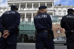 إطلاق مراهقتين رغبتا بالزواج من متشددين في النمسا