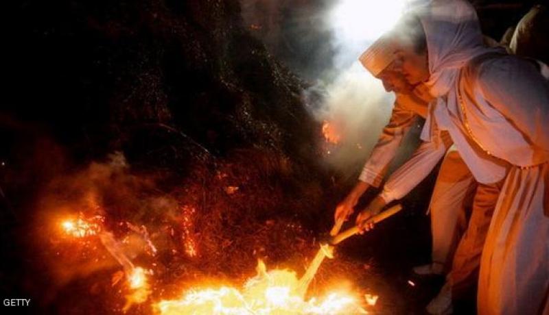 الاحتفال بمهرجان النار رغم المنع في إيران