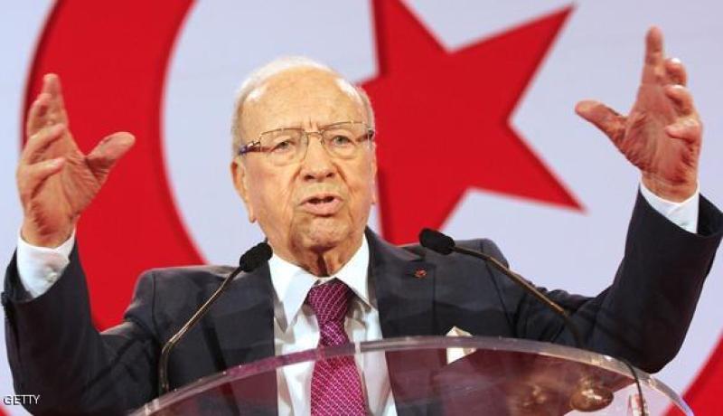 الرئيس التونسي يتعهد بمحاربة الارهاب بلا شفقة ولا رحمة