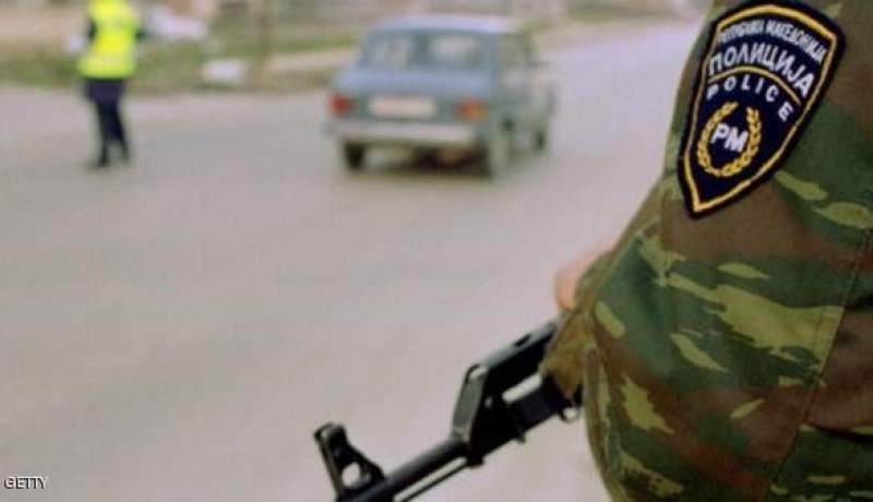 مسلحون يحتجزون ضباط شرطة في مقدونيا