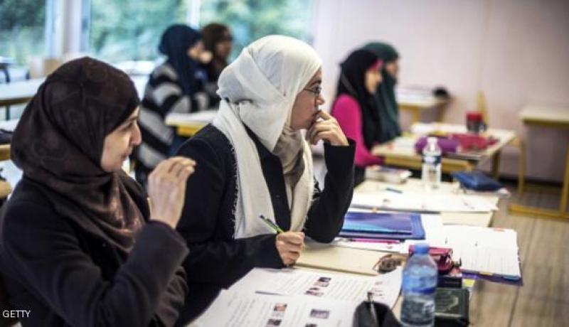 تحقيق بقضية إحصاء طلبة مسلمين في فرنسا