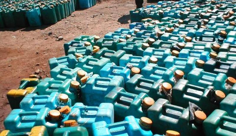 احباط محاولة تهريب 8385 لتر من البنزين  و 1378 قنطار من الفرينة في تمنراست