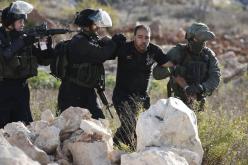 مقتل فلسطيني برام الله وطعن إسرائيليين في الخضيرة