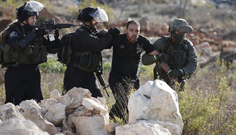 مقتل فلسطيني برام الله وطعن إسرائيليين في الخضيرة