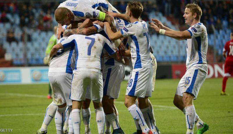 سلوفاكيا تلحق بالمتأهلين إلى أمم أوروبا