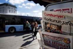 حبس صحفي تركي كشف تسليح أردوغان لداعش