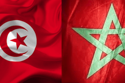 عشرات الصحفيين والحقوقيين المغاربة ينددون بالإرهاب أمام سفارة تونس بالرباط