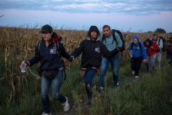 تهديد ألماني بمعاقبة دول أوروبية ترفض استقبال اللاجئين